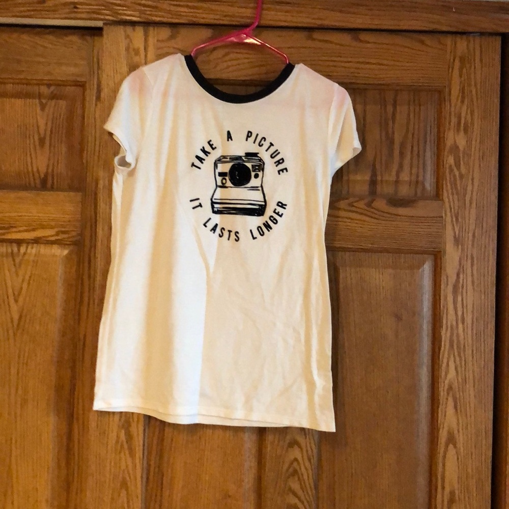 tee (s)